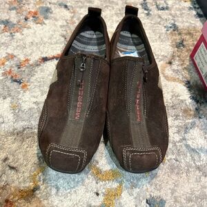Merrell Women’s Brown Zipper Suede Shoes 6.5
